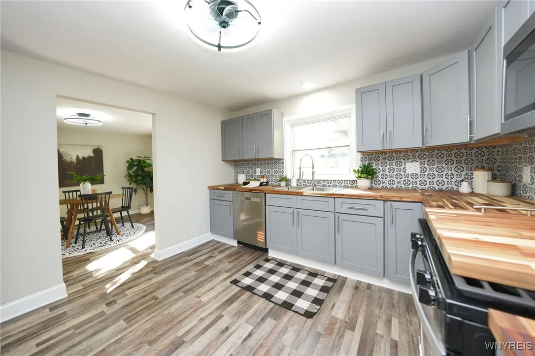 146 Clair Avenue, North Tonawanda, New York 14120, North Tonawanda, New York 14120, 3 Bedrooms Bedrooms, 7 Rooms Rooms,1 BathroomBathrooms,Residential,For Sale,146 Clair Avenue, North Tonawanda, New York 14120,0,B1642851