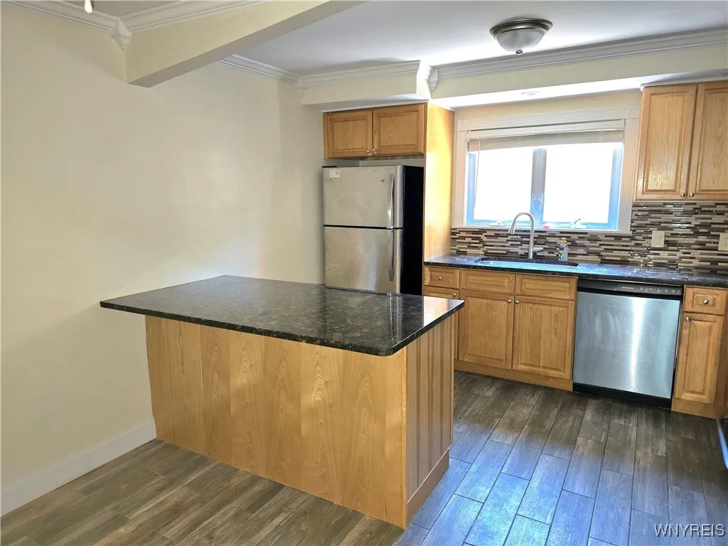 2711 Sheridan Drive, Tonawanda, New York 14150, Tonawanda, New York 14150, 8 Bedrooms Bedrooms, ,4 BathroomsBathrooms,Residential,For Sale,2711 Sheridan Drive, Tonawanda, New York 14150,0,B1643239