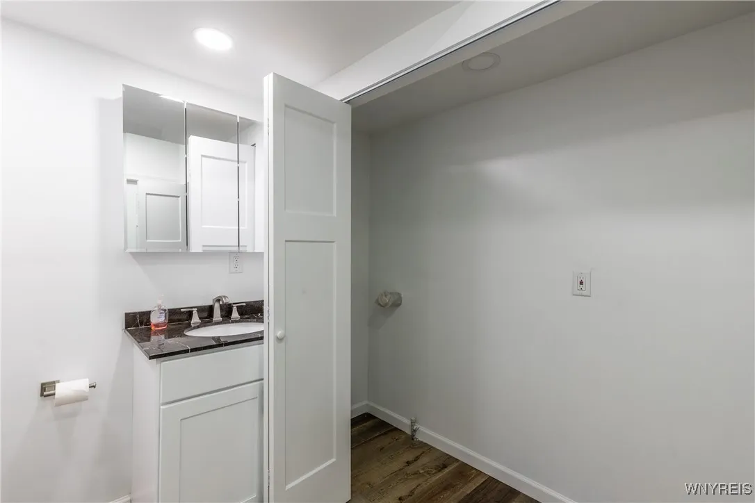 5742 Lakeview Terrace, Hamburg, New York 14085, Hamburg, New York 14085, 3 Bedrooms Bedrooms, 5 Rooms Rooms,1 BathroomBathrooms,Residential,Closed,5742 Lakeview Terrace, Hamburg, New York 14085,0,B1643066