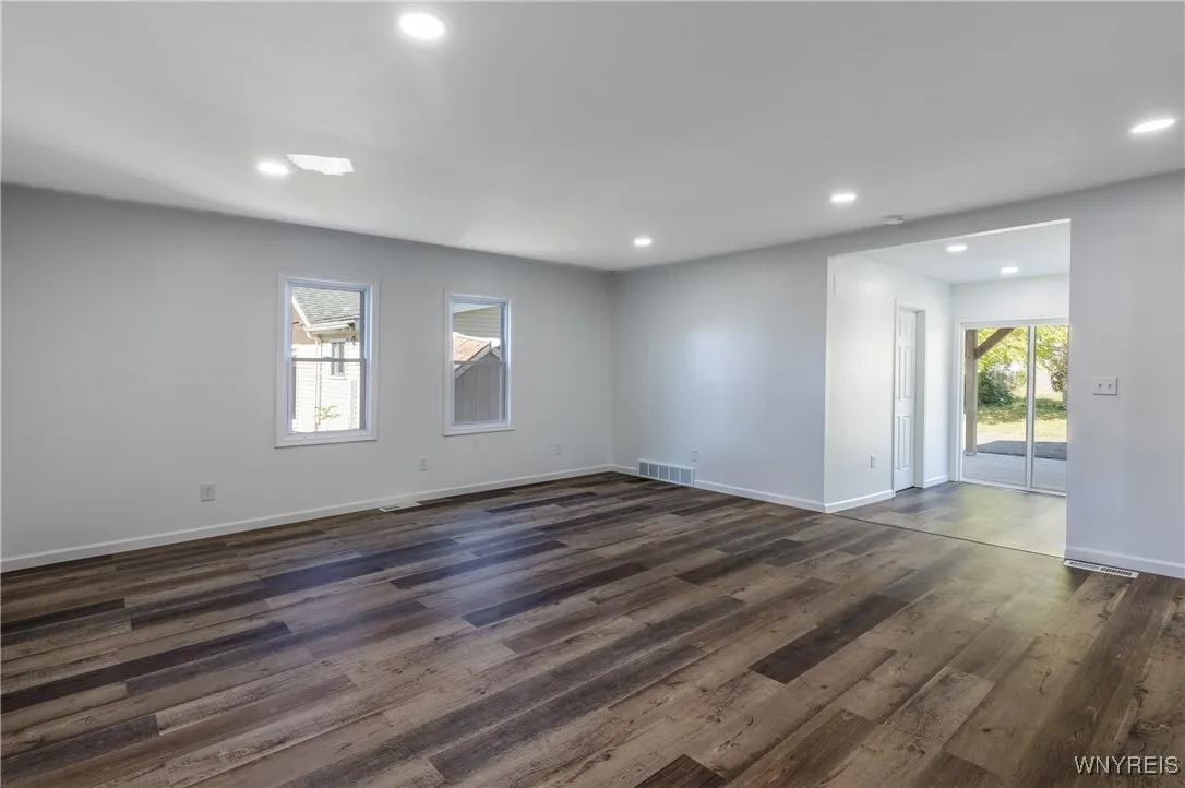 5742 Lakeview Terrace, Hamburg, New York 14085, Hamburg, New York 14085, 3 Bedrooms Bedrooms, 5 Rooms Rooms,1 BathroomBathrooms,Residential,Closed,5742 Lakeview Terrace, Hamburg, New York 14085,0,B1643066