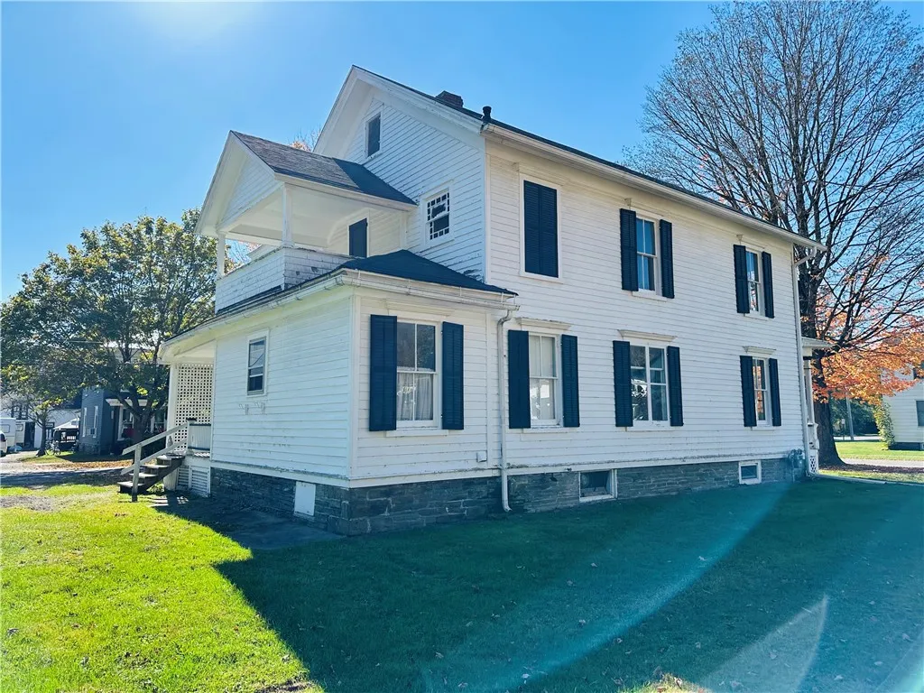2 Bruce Street, Walton, New York 13856, Walton, New York 13856, 5 Bedrooms Bedrooms, 11 Rooms Rooms,2 BathroomsBathrooms,Residential,Closed,2 Bruce Street, Walton, New York 13856,0,R1643057