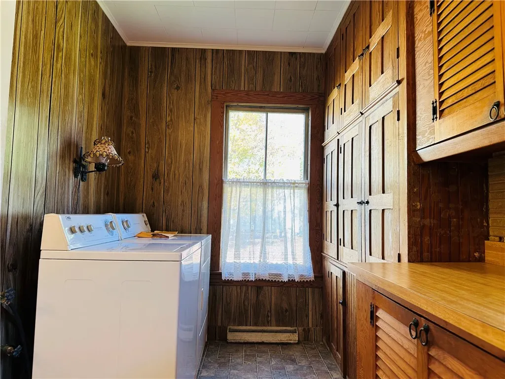 2 Bruce Street, Walton, New York 13856, Walton, New York 13856, 5 Bedrooms Bedrooms, 11 Rooms Rooms,2 BathroomsBathrooms,Residential,Closed,2 Bruce Street, Walton, New York 13856,0,R1643057