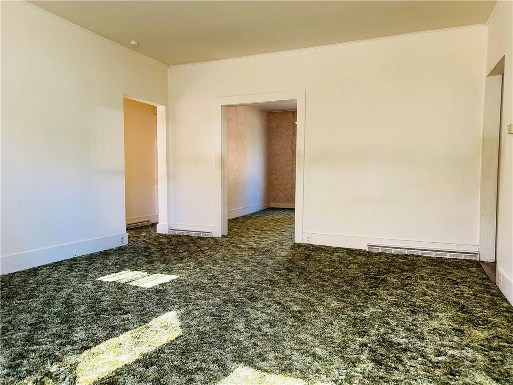 2 Bruce Street, Walton, New York 13856, Walton, New York 13856, 5 Bedrooms Bedrooms, 11 Rooms Rooms,2 BathroomsBathrooms,Residential,Closed,2 Bruce Street, Walton, New York 13856,0,R1643057