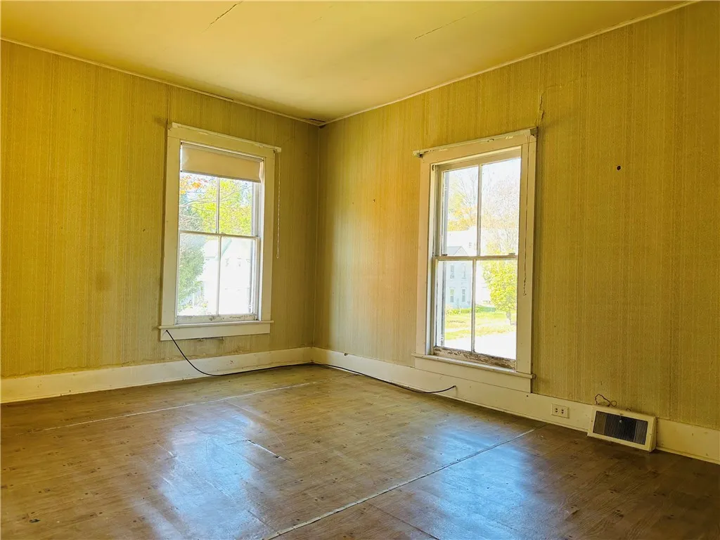 2 Bruce Street, Walton, New York 13856, Walton, New York 13856, 5 Bedrooms Bedrooms, 11 Rooms Rooms,2 BathroomsBathrooms,Residential,Closed,2 Bruce Street, Walton, New York 13856,0,R1643057