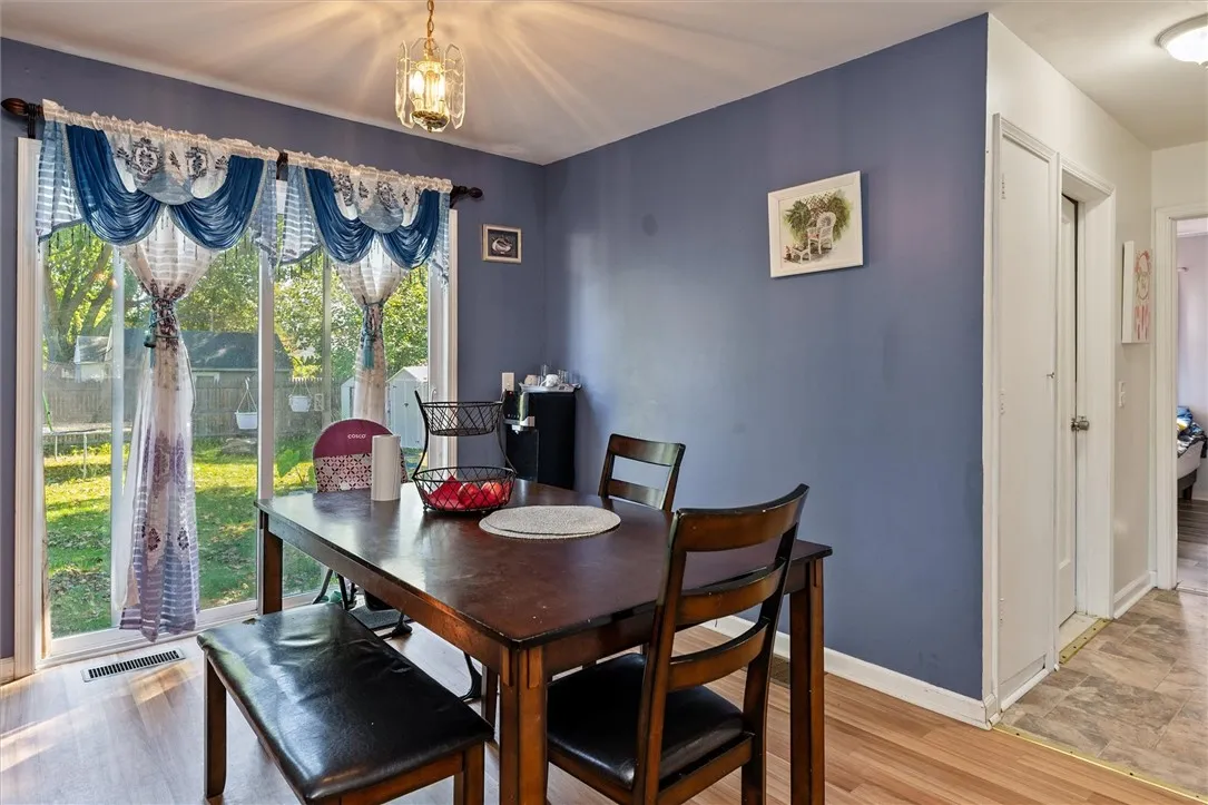 226 Oakwood Road, Rochester, New York 14616, Rochester, New York 14616, 3 Bedrooms Bedrooms, 6 Rooms Rooms,1 BathroomBathrooms,Residential,Closed,226 Oakwood Road, Rochester, New York 14616,0,R1643323