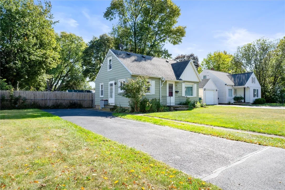 226 Oakwood Road, Rochester, New York 14616, Rochester, New York 14616, 3 Bedrooms Bedrooms, 6 Rooms Rooms,1 BathroomBathrooms,Residential,Closed,226 Oakwood Road, Rochester, New York 14616,0,R1643323