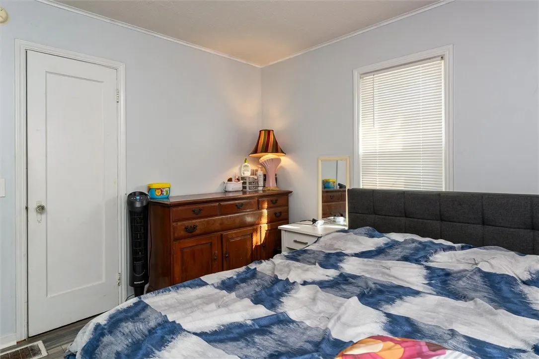 226 Oakwood Road, Rochester, New York 14616, Rochester, New York 14616, 3 Bedrooms Bedrooms, 6 Rooms Rooms,1 BathroomBathrooms,Residential,Closed,226 Oakwood Road, Rochester, New York 14616,0,R1643323