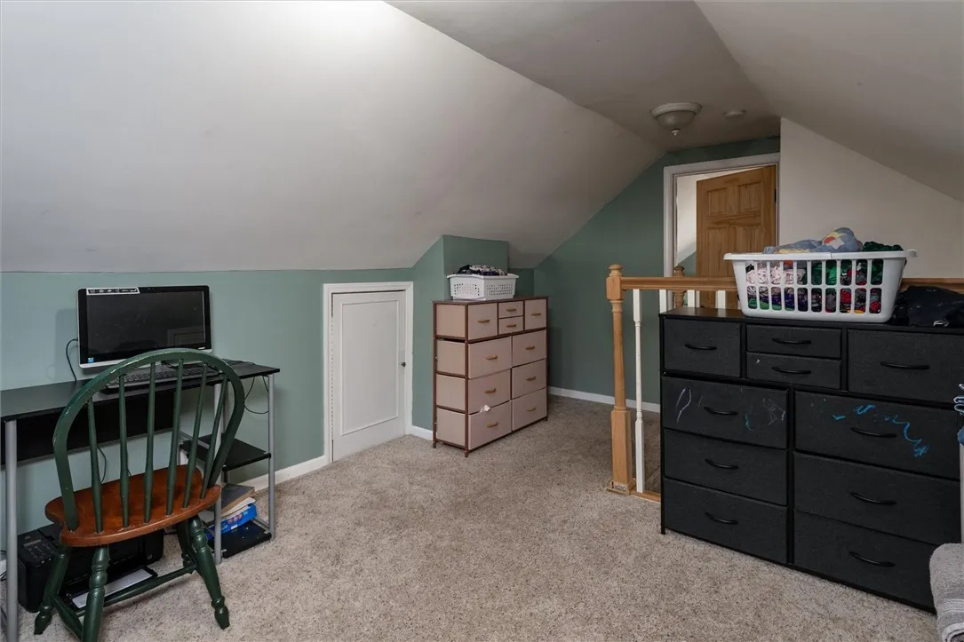 226 Oakwood Road, Rochester, New York 14616, Rochester, New York 14616, 3 Bedrooms Bedrooms, 6 Rooms Rooms,1 BathroomBathrooms,Residential,Closed,226 Oakwood Road, Rochester, New York 14616,0,R1643323