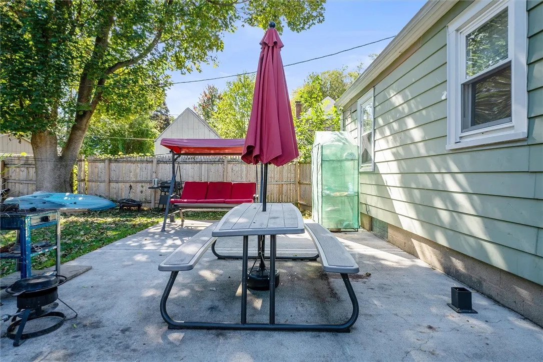 226 Oakwood Road, Rochester, New York 14616, Rochester, New York 14616, 3 Bedrooms Bedrooms, 6 Rooms Rooms,1 BathroomBathrooms,Residential,Closed,226 Oakwood Road, Rochester, New York 14616,0,R1643323
