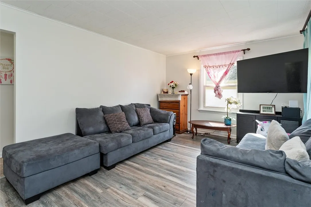 226 Oakwood Road, Rochester, New York 14616, Rochester, New York 14616, 3 Bedrooms Bedrooms, 6 Rooms Rooms,1 BathroomBathrooms,Residential,Closed,226 Oakwood Road, Rochester, New York 14616,0,R1643323