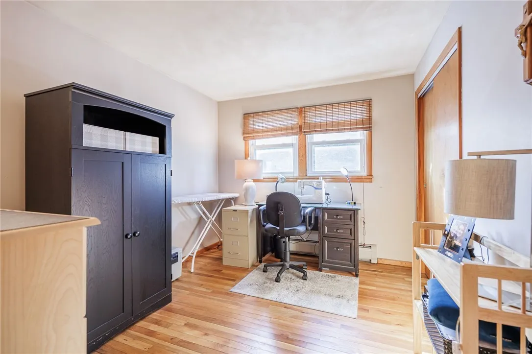 6 Courtney Drive, Seneca Falls, New York 13148, Seneca Falls, New York 13148, 4 Bedrooms Bedrooms, 8 Rooms Rooms,2 BathroomsBathrooms,Residential,For Sale,6 Courtney Drive, Seneca Falls, New York 13148,0,R1641105