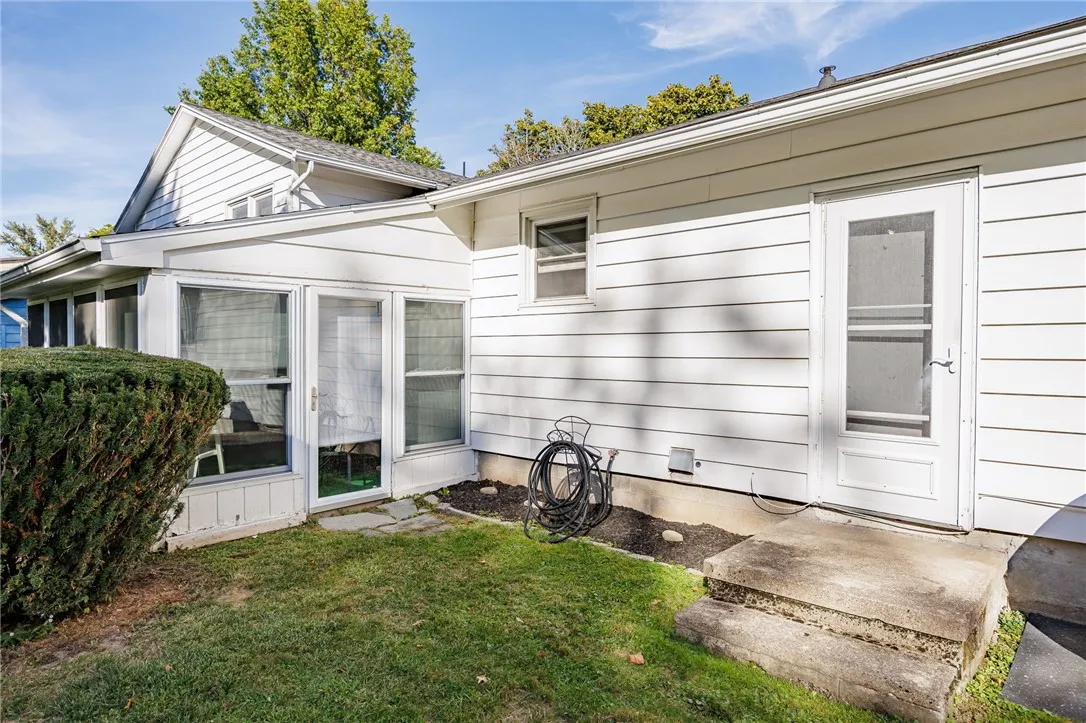 6 Courtney Drive, Seneca Falls, New York 13148, Seneca Falls, New York 13148, 4 Bedrooms Bedrooms, 8 Rooms Rooms,2 BathroomsBathrooms,Residential,For Sale,6 Courtney Drive, Seneca Falls, New York 13148,0,R1641105