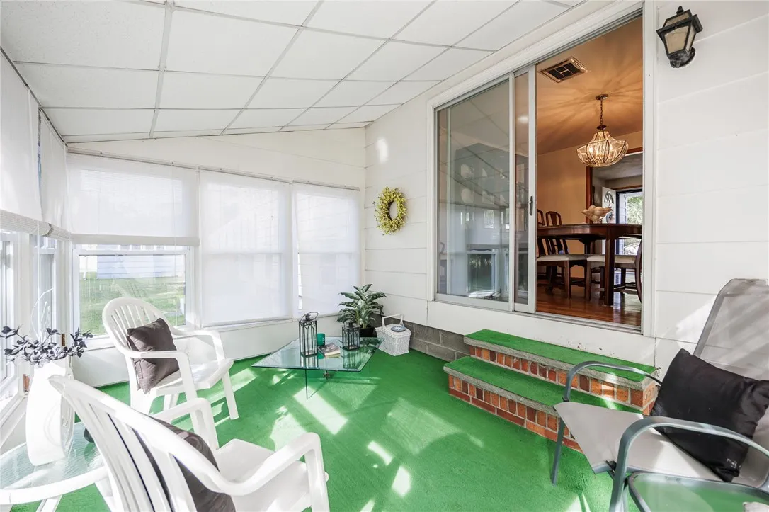 6 Courtney Drive, Seneca Falls, New York 13148, Seneca Falls, New York 13148, 4 Bedrooms Bedrooms, 8 Rooms Rooms,2 BathroomsBathrooms,Residential,For Sale,6 Courtney Drive, Seneca Falls, New York 13148,0,R1641105