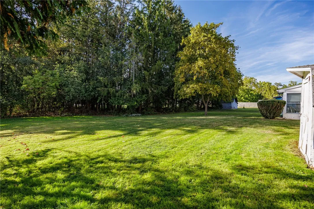 6 Courtney Drive, Seneca Falls, New York 13148, Seneca Falls, New York 13148, 4 Bedrooms Bedrooms, 8 Rooms Rooms,2 BathroomsBathrooms,Residential,For Sale,6 Courtney Drive, Seneca Falls, New York 13148,0,R1641105