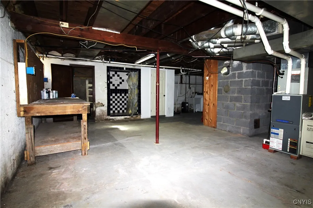 79 State Street, Vernon, New York 13421, Vernon, New York 13421, 3 Bedrooms Bedrooms, 7 Rooms Rooms,1 BathroomBathrooms,Residential,For Sale,79 State Street, Vernon, New York 13421,0,S1641705