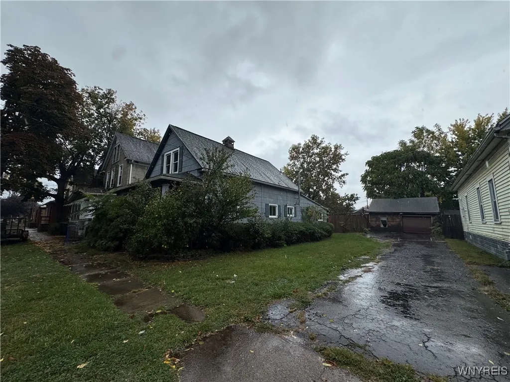 120 7th Avenue, North Tonawanda, New York 14120, North Tonawanda, New York 14120, 3 Bedrooms Bedrooms, 7 Rooms Rooms,1 BathroomBathrooms,Residential,For Sale,120 7th Avenue, North Tonawanda, New York 14120,0,B1643279