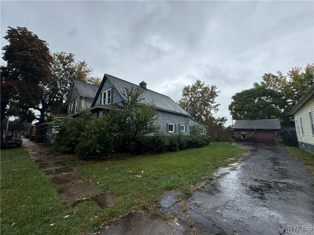 120 7th Avenue, North Tonawanda, New York 14120, North Tonawanda, New York 14120, 3 Bedrooms Bedrooms, 7 Rooms Rooms,1 BathroomBathrooms,Residential,For Sale,120 7th Avenue, North Tonawanda, New York 14120,0,B1643279