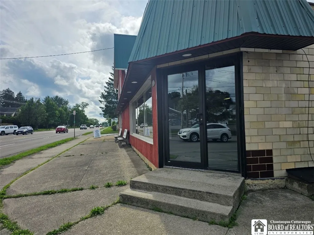 600 Fairmount Avenue West, Ellicott, New York 1470, Ellicott, New York 14701, ,Commercial Lease,For Rent,600 Fairmount Avenue West, Ellicott, New York 1470,0,R1643413