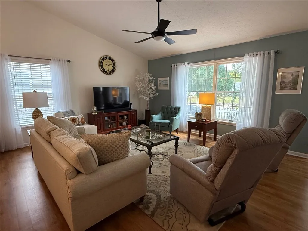 36 Freedom Pond Lane, Chili, New York 14514, Chili, New York 14514, 2 Bedrooms Bedrooms, 5 Rooms Rooms,2 BathroomsBathrooms,Residential,Closed,36 Freedom Pond Lane, Chili, New York 14514,0,R1641746