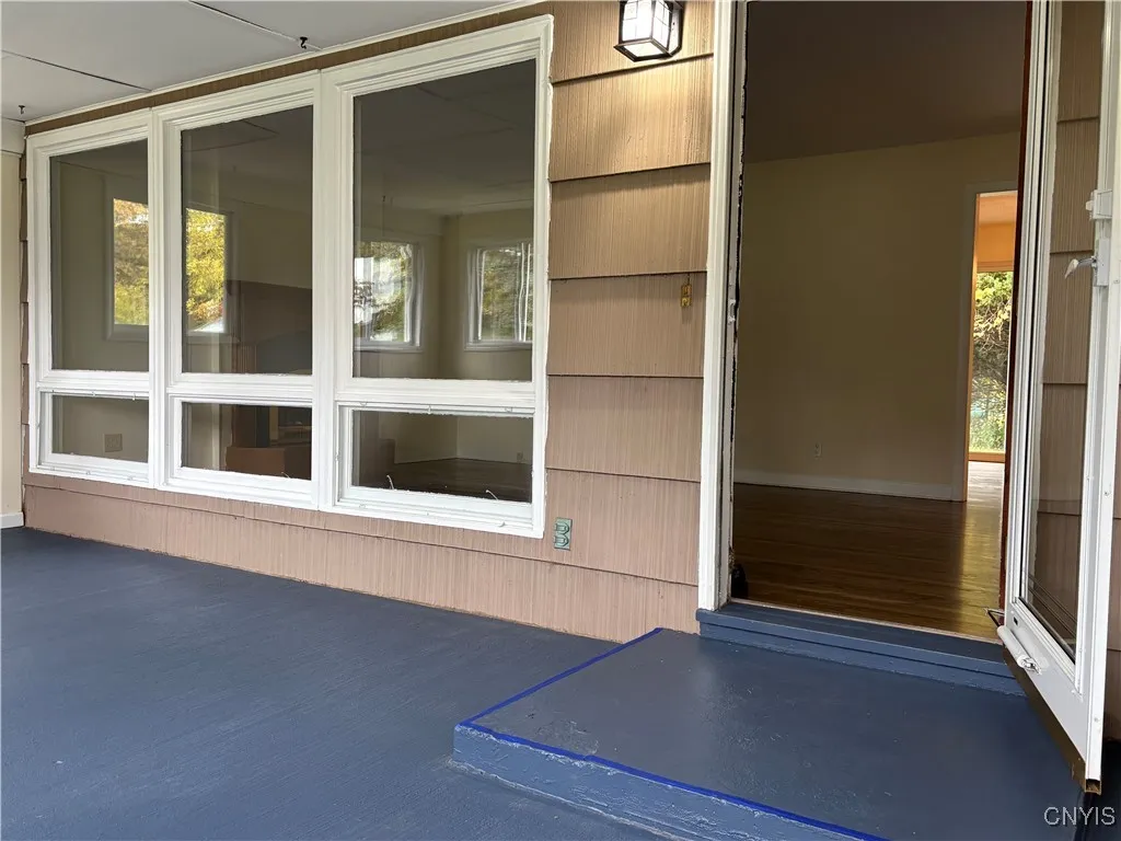 4439 Outlook Drive, Onondaga, New York 13215, Onondaga, New York 13215, 3 Bedrooms Bedrooms, 5 Rooms Rooms,1 BathroomBathrooms,Residential,For Sale,4439 Outlook Drive, Onondaga, New York 13215,0,S1641324