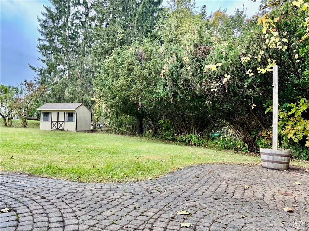 4439 Outlook Drive, Onondaga, New York 13215, Onondaga, New York 13215, 3 Bedrooms Bedrooms, 5 Rooms Rooms,1 BathroomBathrooms,Residential,For Sale,4439 Outlook Drive, Onondaga, New York 13215,0,S1641324