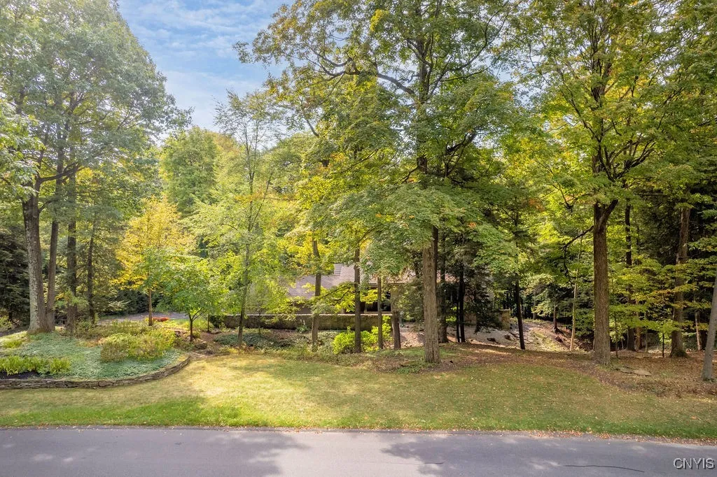 6964 Old Quarry Road, Dewitt, New York 13066, De Witt, New York 13066, 4 Bedrooms Bedrooms, 13 Rooms Rooms,4 BathroomsBathrooms,Residential,For Sale,6964 Old Quarry Road, Dewitt, New York 13066,0,S1641908