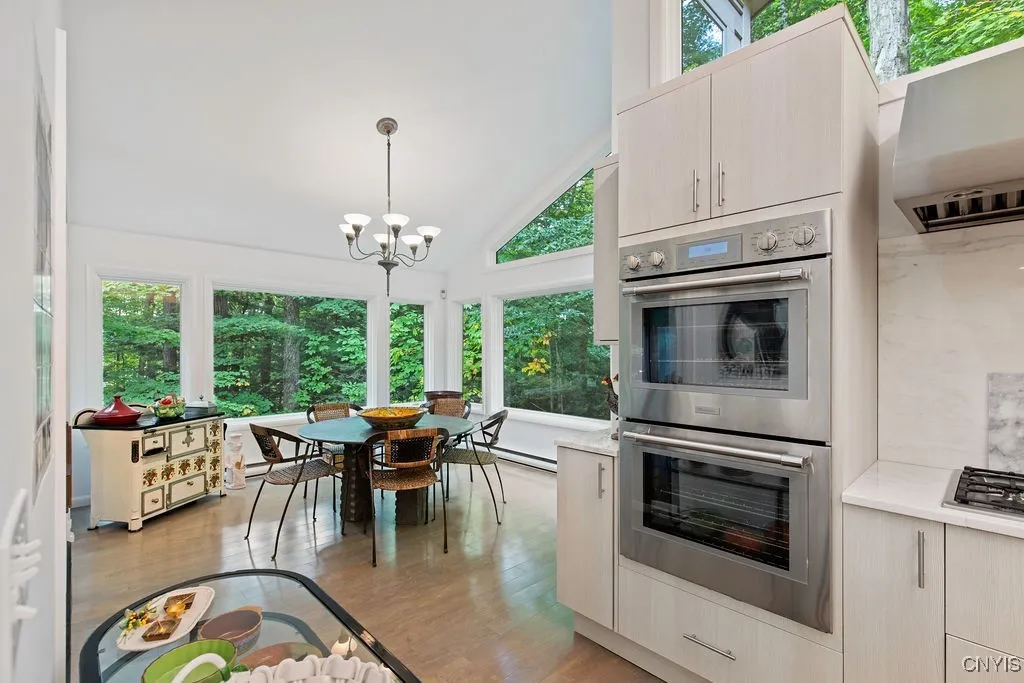 6964 Old Quarry Road, Dewitt, New York 13066, De Witt, New York 13066, 4 Bedrooms Bedrooms, 13 Rooms Rooms,4 BathroomsBathrooms,Residential,For Sale,6964 Old Quarry Road, Dewitt, New York 13066,0,S1641908