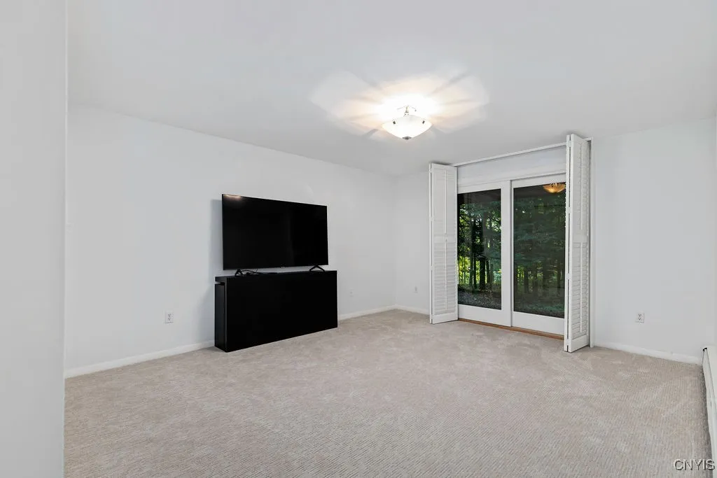 6964 Old Quarry Road, Dewitt, New York 13066, De Witt, New York 13066, 4 Bedrooms Bedrooms, 13 Rooms Rooms,4 BathroomsBathrooms,Residential,For Sale,6964 Old Quarry Road, Dewitt, New York 13066,0,S1641908