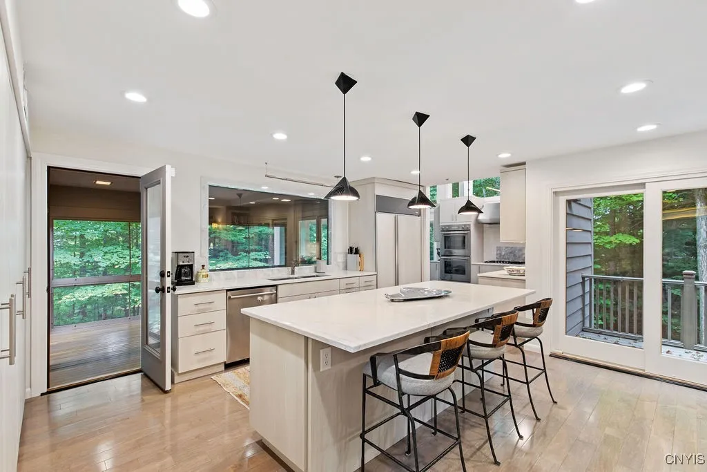 6964 Old Quarry Road, Dewitt, New York 13066, De Witt, New York 13066, 4 Bedrooms Bedrooms, 13 Rooms Rooms,4 BathroomsBathrooms,Residential,For Sale,6964 Old Quarry Road, Dewitt, New York 13066,0,S1641908