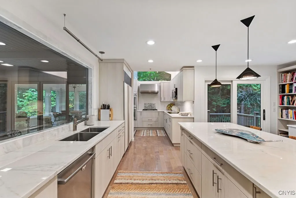 6964 Old Quarry Road, Dewitt, New York 13066, De Witt, New York 13066, 4 Bedrooms Bedrooms, 13 Rooms Rooms,4 BathroomsBathrooms,Residential,For Sale,6964 Old Quarry Road, Dewitt, New York 13066,0,S1641908