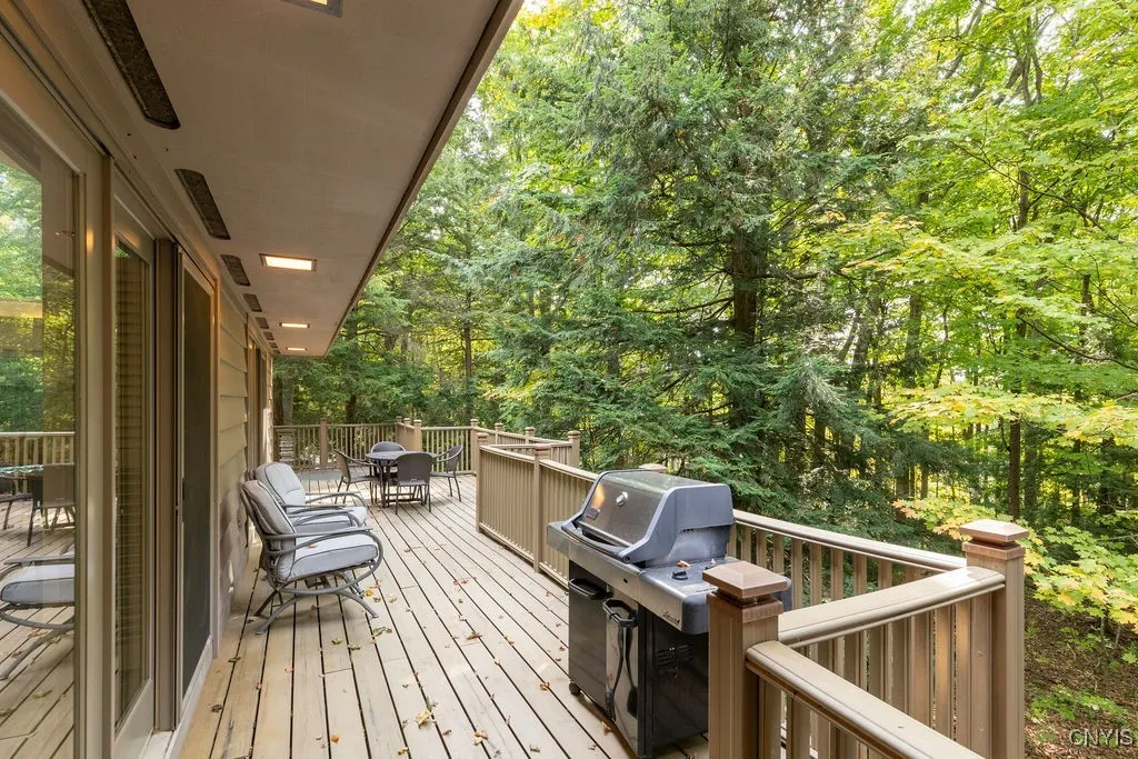 6964 Old Quarry Road, Dewitt, New York 13066, De Witt, New York 13066, 4 Bedrooms Bedrooms, 13 Rooms Rooms,4 BathroomsBathrooms,Residential,For Sale,6964 Old Quarry Road, Dewitt, New York 13066,0,S1641908