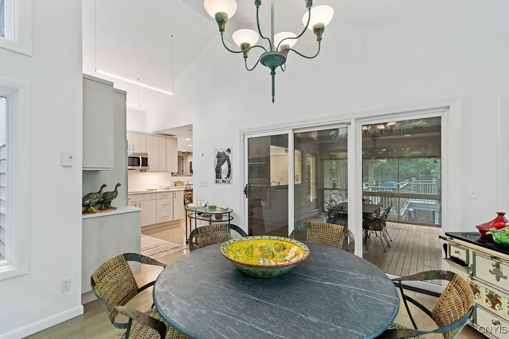 6964 Old Quarry Road, Dewitt, New York 13066, De Witt, New York 13066, 4 Bedrooms Bedrooms, 13 Rooms Rooms,4 BathroomsBathrooms,Residential,For Sale,6964 Old Quarry Road, Dewitt, New York 13066,0,S1641908