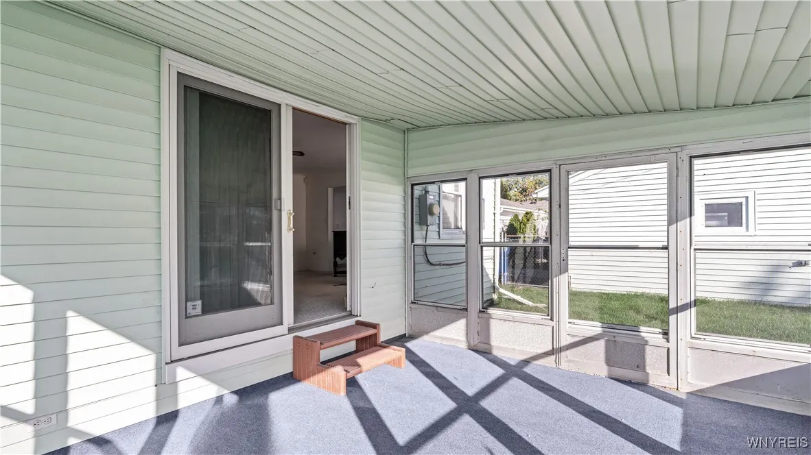 91 Meadow Lea Drive, Amherst, New York 14226, Amherst, New York 14226, 3 Bedrooms Bedrooms, 8 Rooms Rooms,1 BathroomBathrooms,Residential,For Sale,91 Meadow Lea Drive, Amherst, New York 14226,0,B1643427
