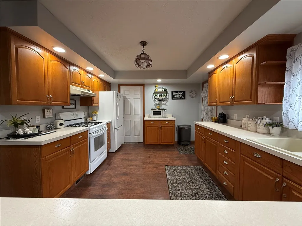 909 Main Street, Portage, New York 14846, Portage, New York 14846, 2 Bedrooms Bedrooms, 6 Rooms Rooms,1 BathroomBathrooms,Residential,For Sale,909 Main Street, Portage, New York 14846,0,R1642529