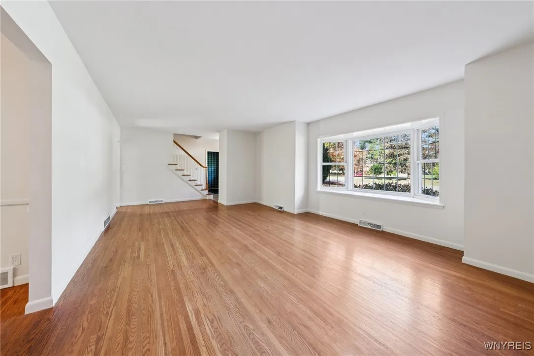 75 Brooklea Dr, Aurora, New York 14052, Aurora, New York 14052, 4 Bedrooms Bedrooms, 9 Rooms Rooms,2 BathroomsBathrooms,Residential,Closed,75 Brooklea Dr, Aurora, New York 14052,0,B1643130