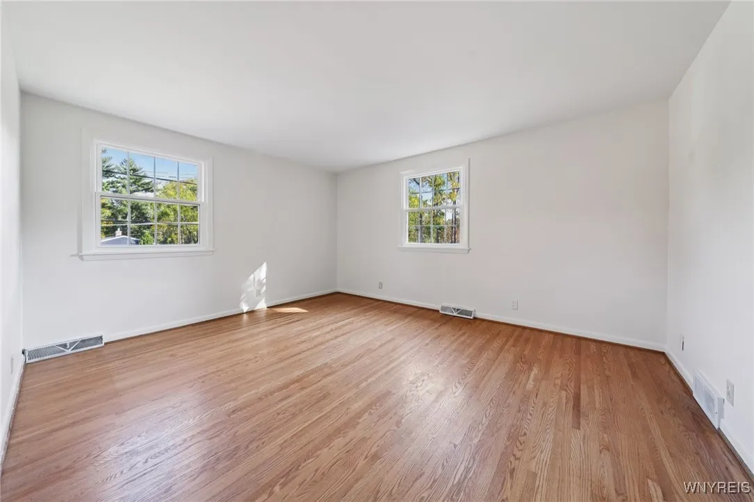 75 Brooklea Dr, Aurora, New York 14052, Aurora, New York 14052, 4 Bedrooms Bedrooms, 9 Rooms Rooms,2 BathroomsBathrooms,Residential,Closed,75 Brooklea Dr, Aurora, New York 14052,0,B1643130