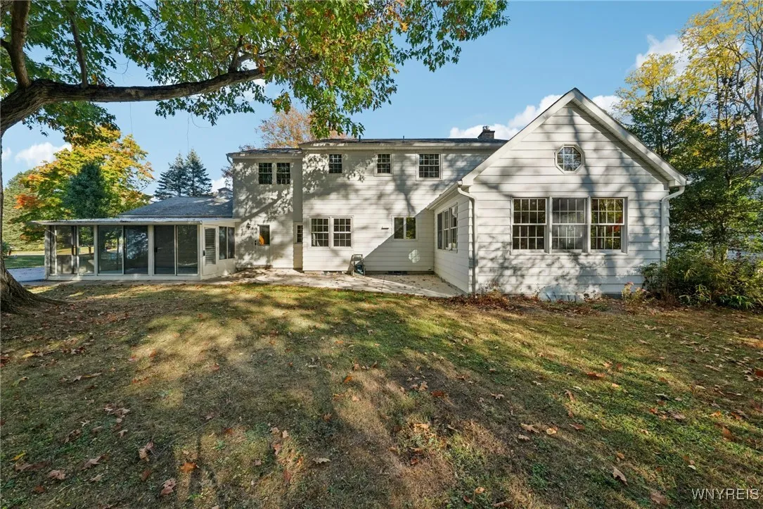 75 Brooklea Dr, Aurora, New York 14052, Aurora, New York 14052, 4 Bedrooms Bedrooms, 9 Rooms Rooms,2 BathroomsBathrooms,Residential,Closed,75 Brooklea Dr, Aurora, New York 14052,0,B1643130