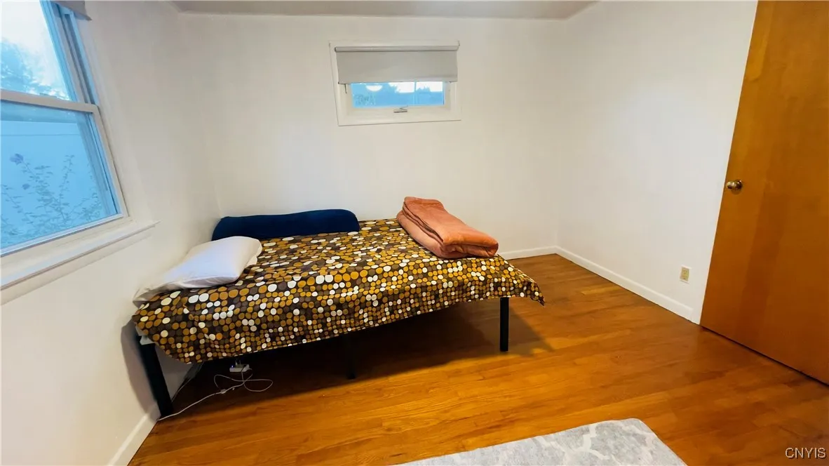 309 Swansea Avenue, Salina, New York 13206, Salina, New York 13206, 3 Bedrooms Bedrooms, 5 Rooms Rooms,1 BathroomBathrooms,Residential,For Sale,309 Swansea Avenue, Salina, New York 13206,0,S1642661