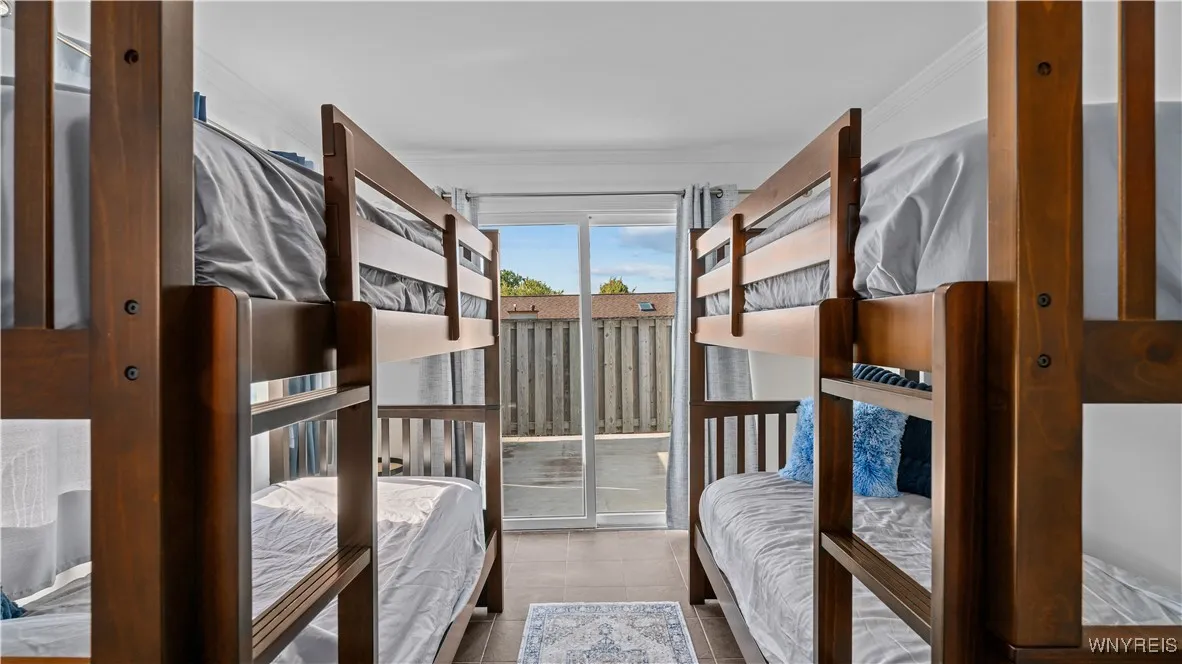 143 Midshore Drive, Hamburg, New York 14219, Hamburg, New York 14219, 4 Bedrooms Bedrooms, 7 Rooms Rooms,3 BathroomsBathrooms,Residential,For Sale,143 Midshore Drive, Hamburg, New York 14219,0,B1643315