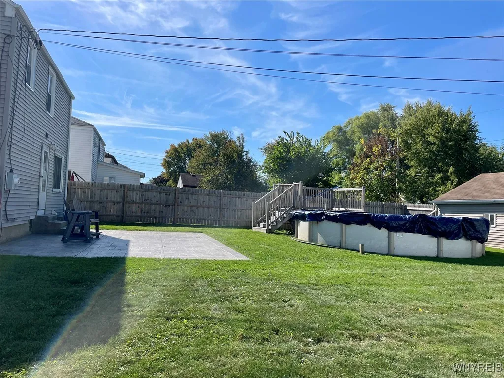 205 Covington Drive, West Seneca, New York 14220, West Seneca, New York 14220, 3 Bedrooms Bedrooms, 9 Rooms Rooms,1 BathroomBathrooms,Residential,For Sale,205 Covington Drive, West Seneca, New York 14220,0,B1642897