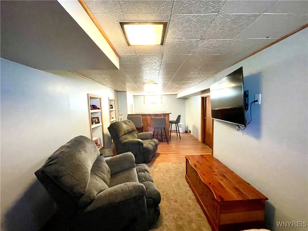 205 Covington Drive, West Seneca, New York 14220, West Seneca, New York 14220, 3 Bedrooms Bedrooms, 9 Rooms Rooms,1 BathroomBathrooms,Residential,For Sale,205 Covington Drive, West Seneca, New York 14220,0,B1642897