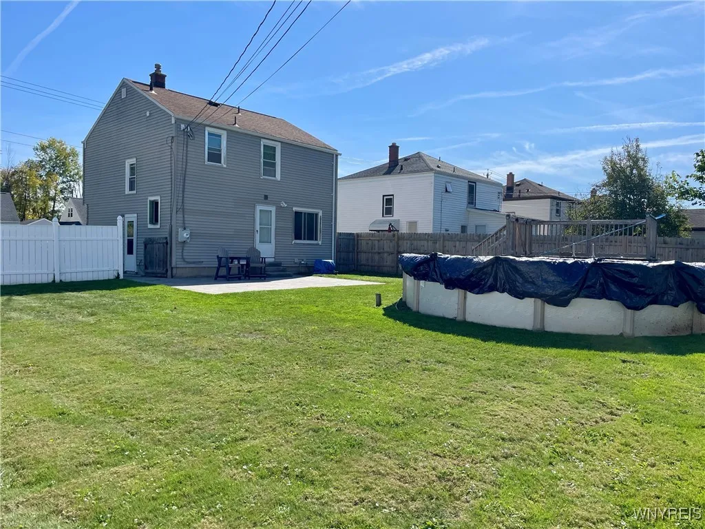 205 Covington Drive, West Seneca, New York 14220, West Seneca, New York 14220, 3 Bedrooms Bedrooms, 9 Rooms Rooms,1 BathroomBathrooms,Residential,For Sale,205 Covington Drive, West Seneca, New York 14220,0,B1642897