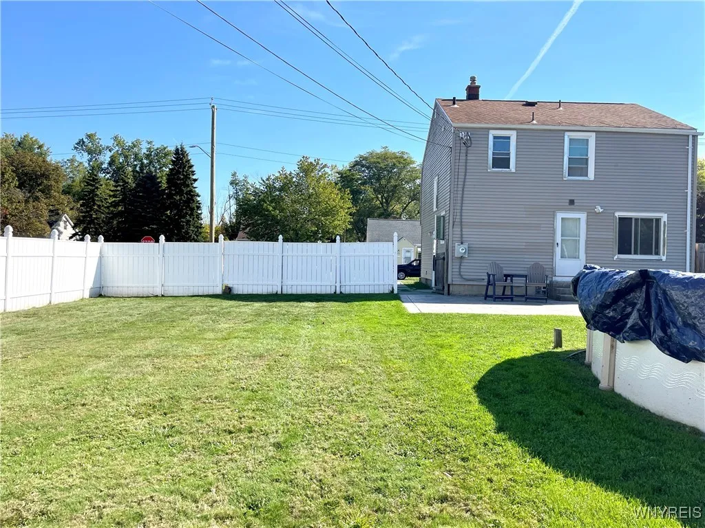 205 Covington Drive, West Seneca, New York 14220, West Seneca, New York 14220, 3 Bedrooms Bedrooms, 9 Rooms Rooms,1 BathroomBathrooms,Residential,For Sale,205 Covington Drive, West Seneca, New York 14220,0,B1642897