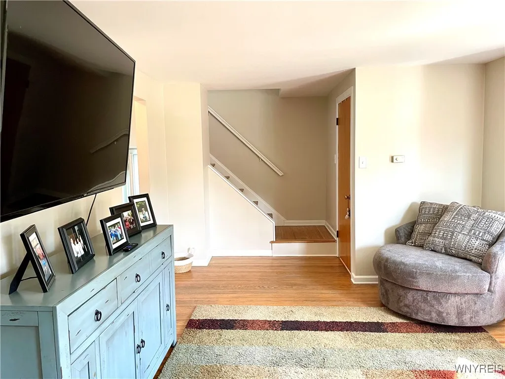 205 Covington Drive, West Seneca, New York 14220, West Seneca, New York 14220, 3 Bedrooms Bedrooms, 9 Rooms Rooms,1 BathroomBathrooms,Residential,For Sale,205 Covington Drive, West Seneca, New York 14220,0,B1642897