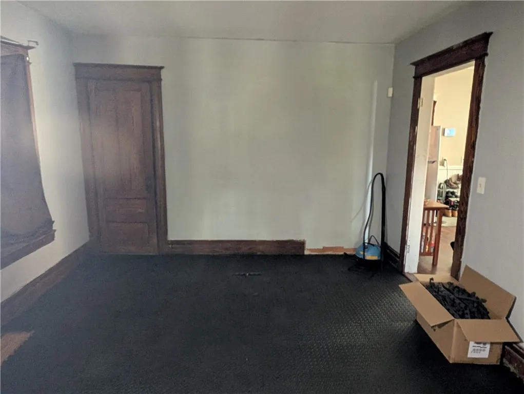 184 Remington Street, Rochester, New York 14621, Rochester, New York 14621, 4 Bedrooms Bedrooms, 10 Rooms Rooms,2 BathroomsBathrooms,Residential,For Sale,184 Remington Street, Rochester, New York 14621,0,R1642875