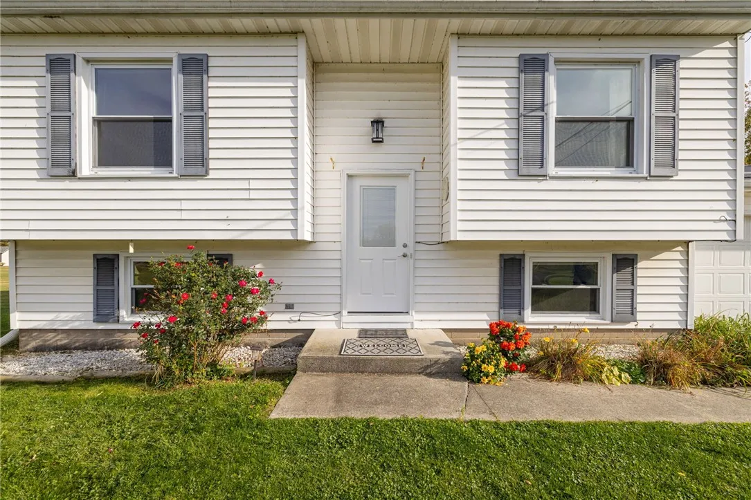 4325 Lakeville Groveland Road, Geneseo, New York 1, Geneseo, New York 14454, 4 Bedrooms Bedrooms, 6 Rooms Rooms,1 BathroomBathrooms,Residential,For Sale,4325 Lakeville Groveland Road, Geneseo, New York 1,0,R1642367
