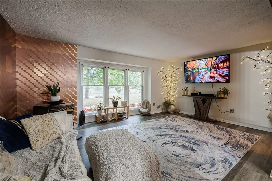 215 Straub Road, Greece, New York 14626, Greece, New York 14626, 4 Bedrooms Bedrooms, 8 Rooms Rooms,1 BathroomBathrooms,Residential,For Sale,215 Straub Road, Greece, New York 14626,0,R1642912