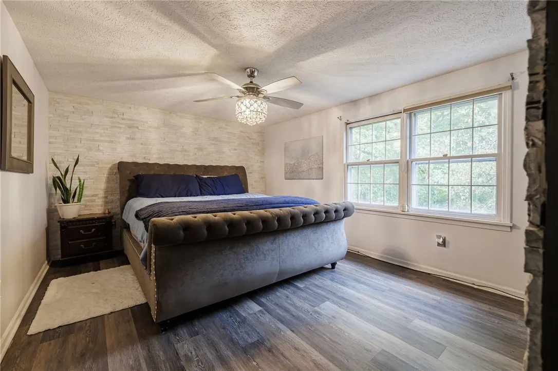 215 Straub Road, Greece, New York 14626, Greece, New York 14626, 4 Bedrooms Bedrooms, 8 Rooms Rooms,1 BathroomBathrooms,Residential,For Sale,215 Straub Road, Greece, New York 14626,0,R1642912