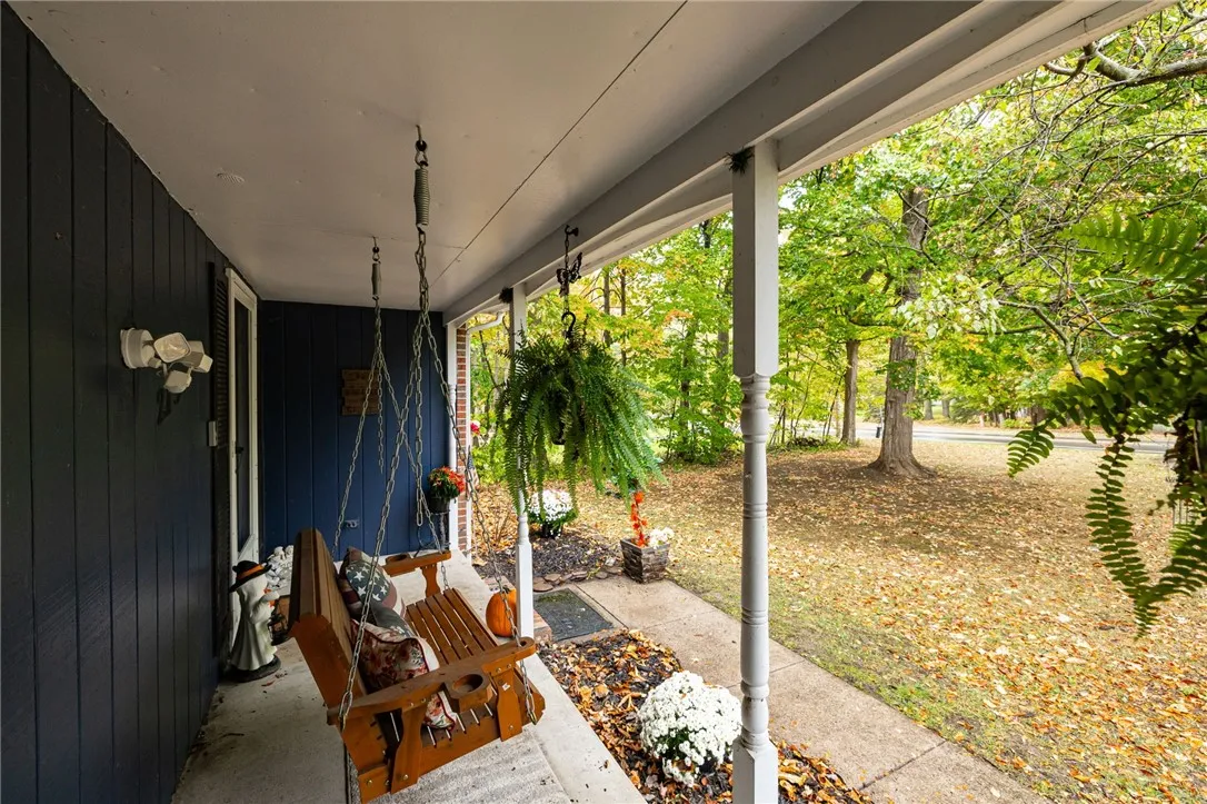 215 Straub Road, Greece, New York 14626, Greece, New York 14626, 4 Bedrooms Bedrooms, 8 Rooms Rooms,1 BathroomBathrooms,Residential,For Sale,215 Straub Road, Greece, New York 14626,0,R1642912