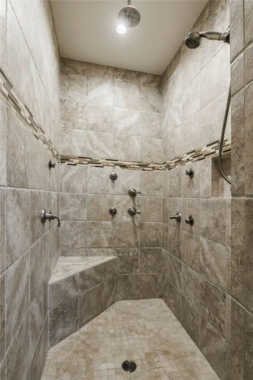 3950 Rileys Run, Canandaigua Town, New York 14424, Canandaigua Town, New York 14424, 4 Bedrooms Bedrooms, 7 Rooms Rooms,3 BathroomsBathrooms,Residential,For Sale,3950 Rileys Run, Canandaigua Town, New York 14424,0,R1643216